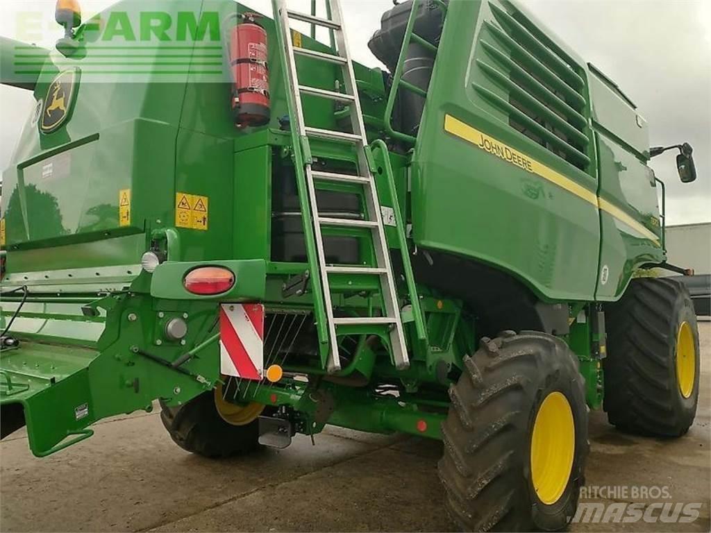 John Deere t670 حصادات