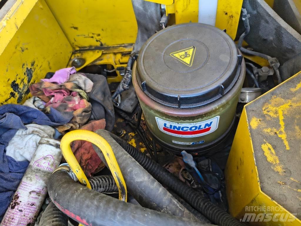 Komatsu PC 290LC-11 حفارات زحافة