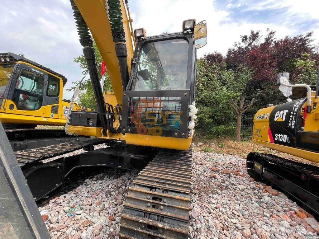 CAT 320 D GC حفارات زحافة