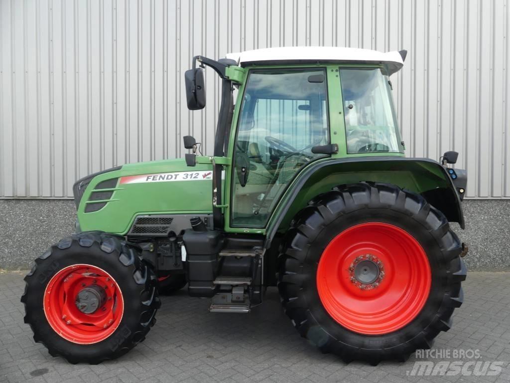 Fendt 312 Vario TMS الجرارات
