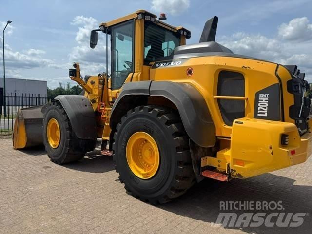 Volvo L 120 H لوادر بعجل