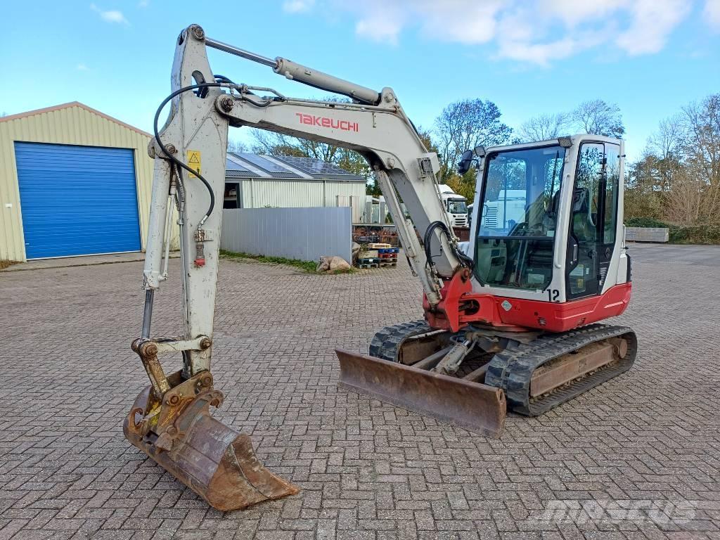 Takeuchi TB 250 حفارات صغيرة أقل من 7 طن (حفارات صغيرة)