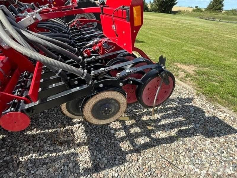 Horsch Pronto 3 DC مثاقيب