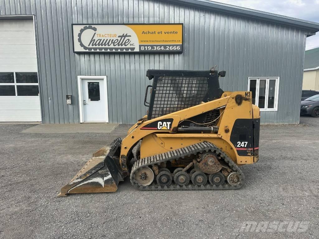 CAT 247 لوادر انزلاقية التوجيه