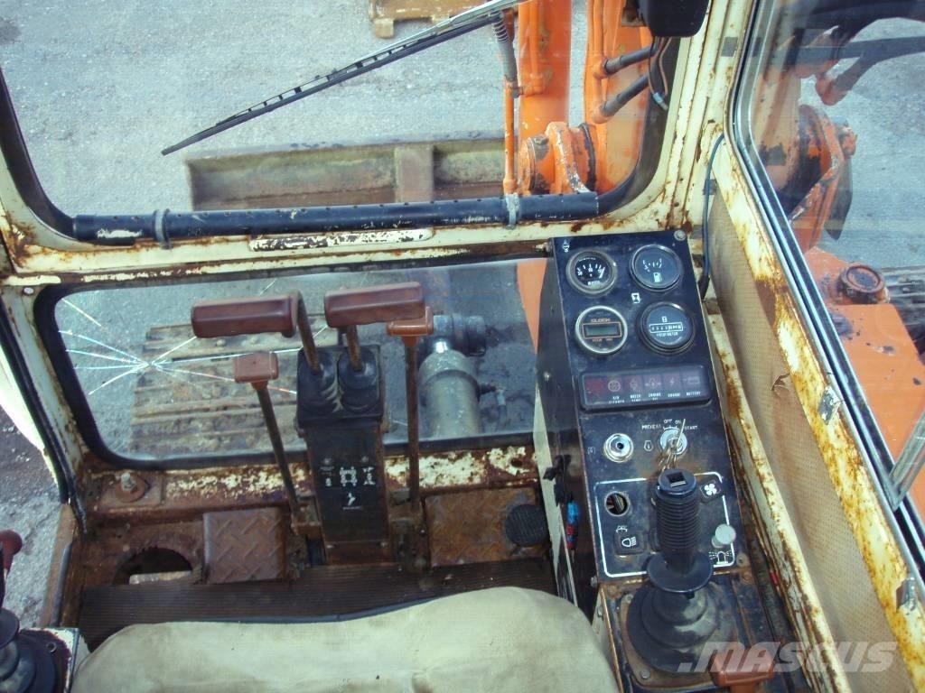 Takeuchi TB 68 S حفارات صغيرة أقل من 7 طن (حفارات صغيرة)