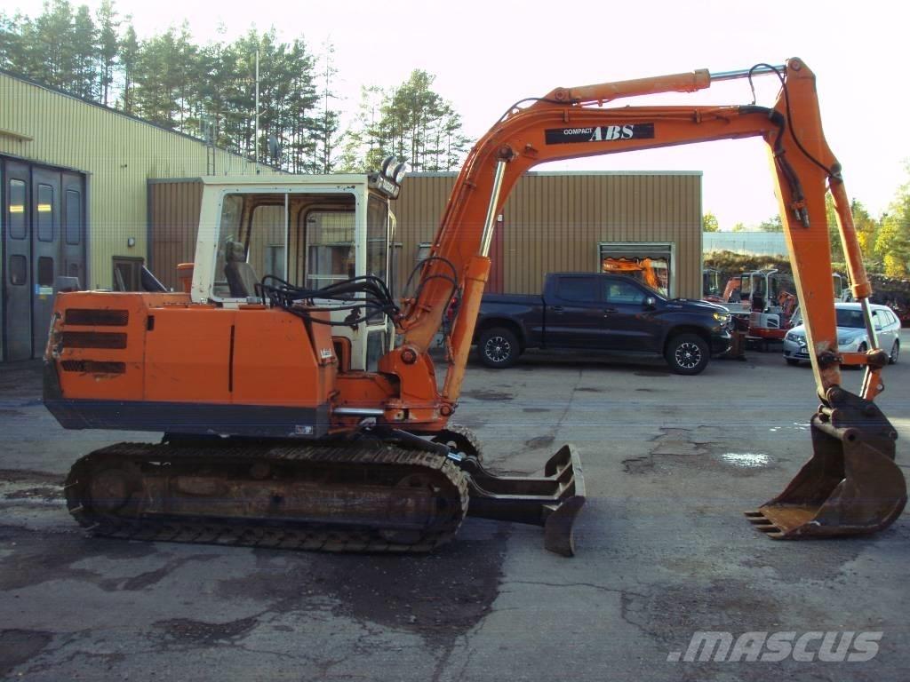 Takeuchi TB 68 S حفارات صغيرة أقل من 7 طن (حفارات صغيرة)