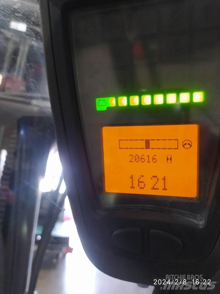 Linde E30/600 شاحنات ذات رافعات شوكية تعمل بالكهرباء