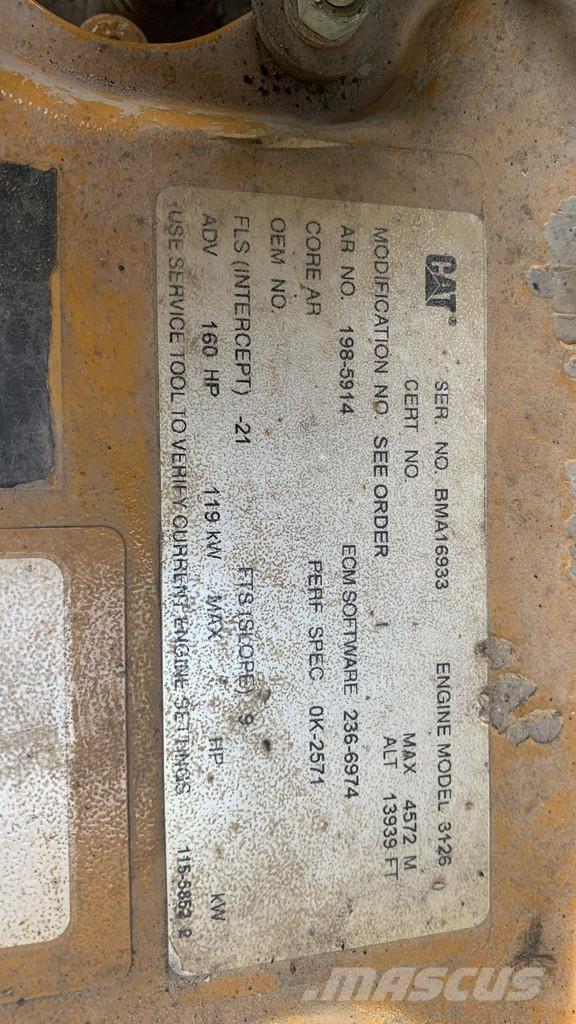 CAT 938G II NVT لوادر بعجل