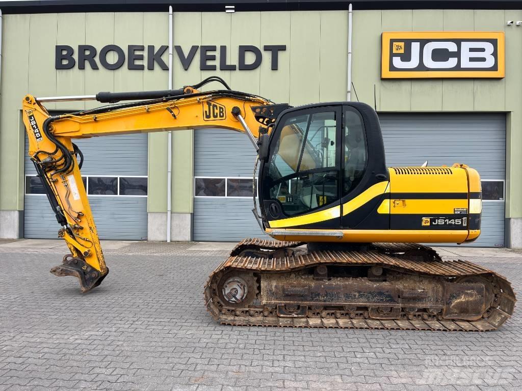 JCB JS 145 HD حفارات زحافة
