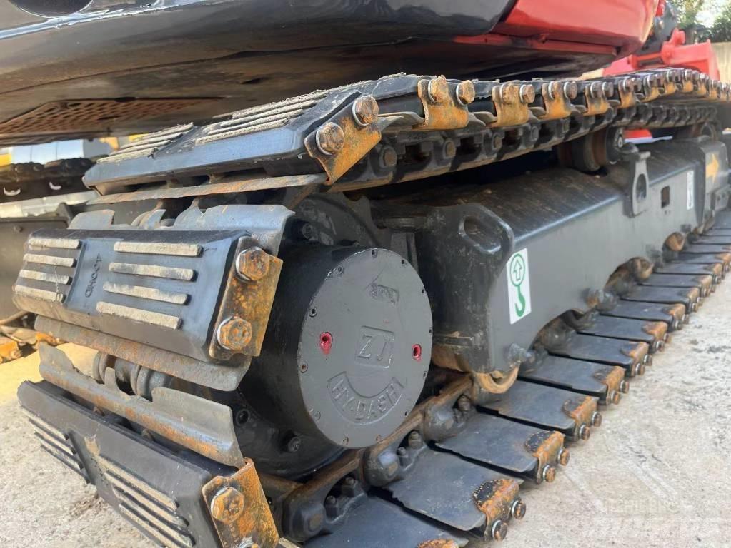 Kubota KX165-5 حفارات صغيرة أقل من 7 طن (حفارات صغيرة)