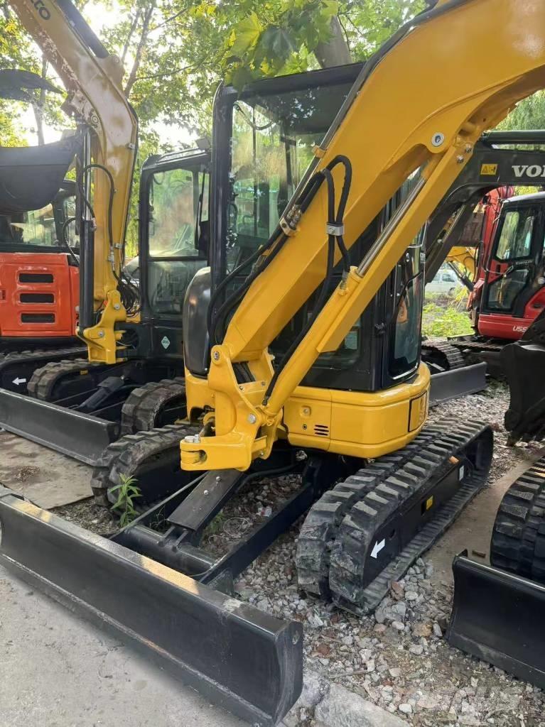 Komatsu PC 35 MR-3 حفارات صغيرة أقل من 7 طن (حفارات صغيرة)
