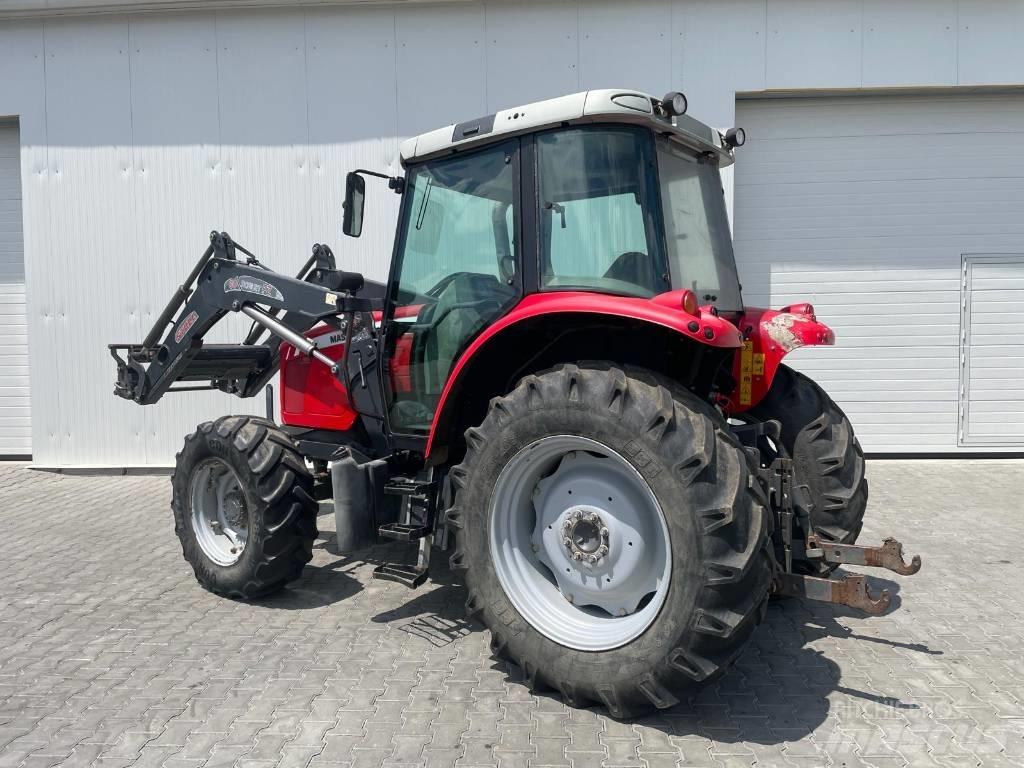 Massey Ferguson 5435 الجرارات