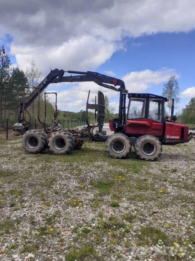 Valmet 820 شاحنات