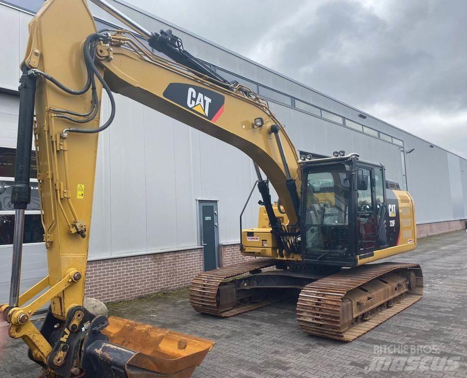 CAT 320 FL حفارات زحافة