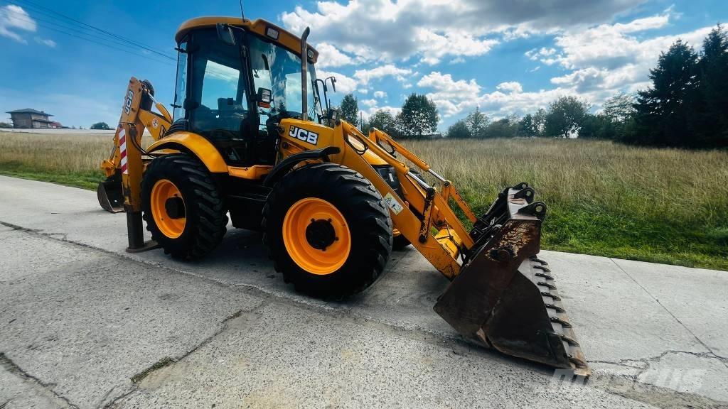 JCB 4CX لوادر ذات جرافات عكسية