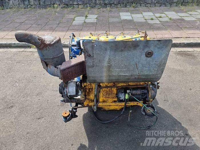  Engines F4L912 مكونات أخرى
