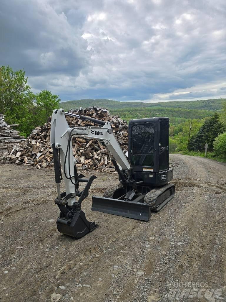 Bobcat E 32 حفارات صغيرة أقل من 7 طن (حفارات صغيرة)