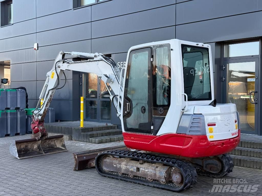 Takeuchi TB 235 حفارات صغيرة أقل من 7 طن (حفارات صغيرة)