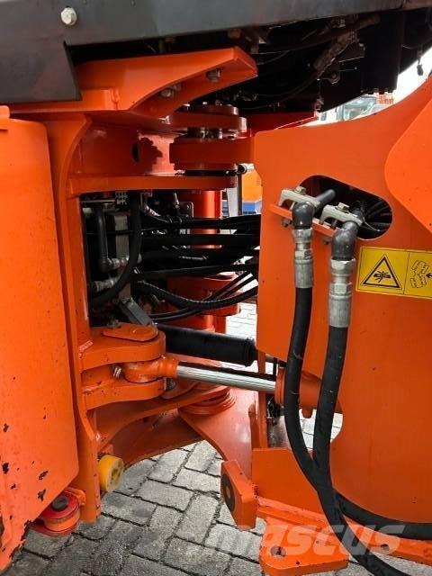 Hitachi ZW 180-6 لوادر بعجل