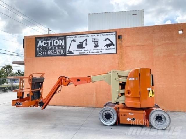 JLG E 300 AJP أخرى