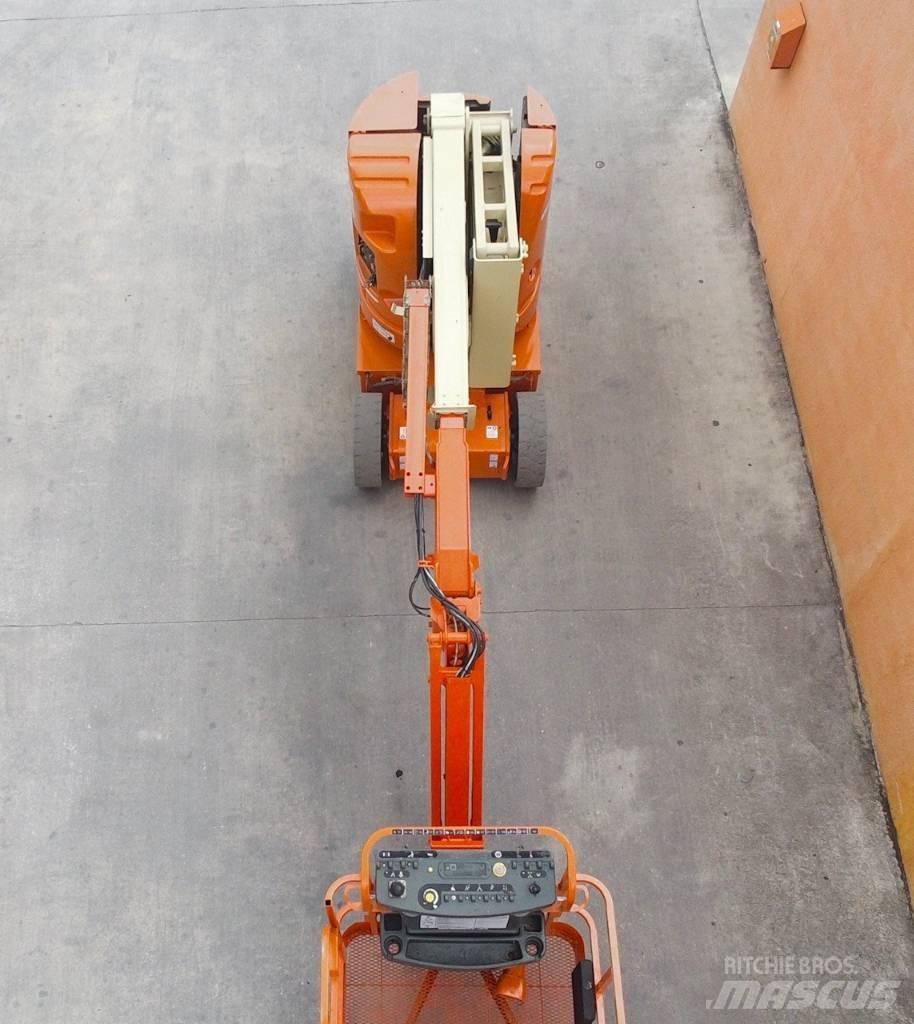 JLG E 300 AJP أخرى