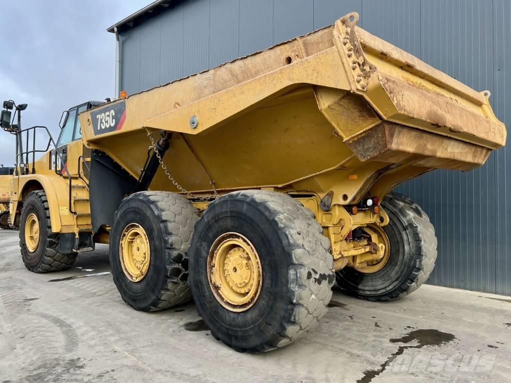 CAT 735C ساحبات مفصلية