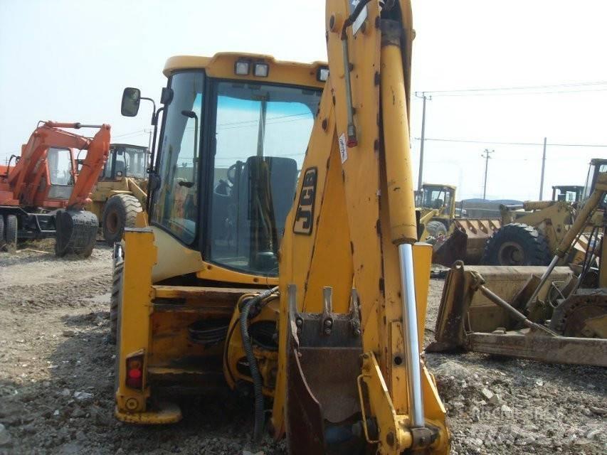 JCB 3cx لوادر ذات جرافات عكسية