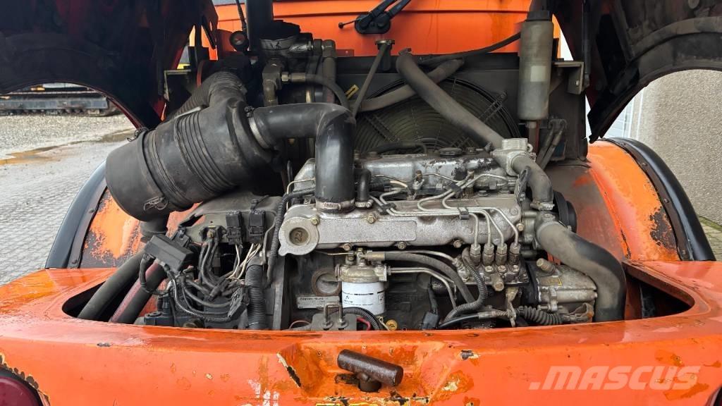 Fiat-Hitachi W 60 لوادر بعجل