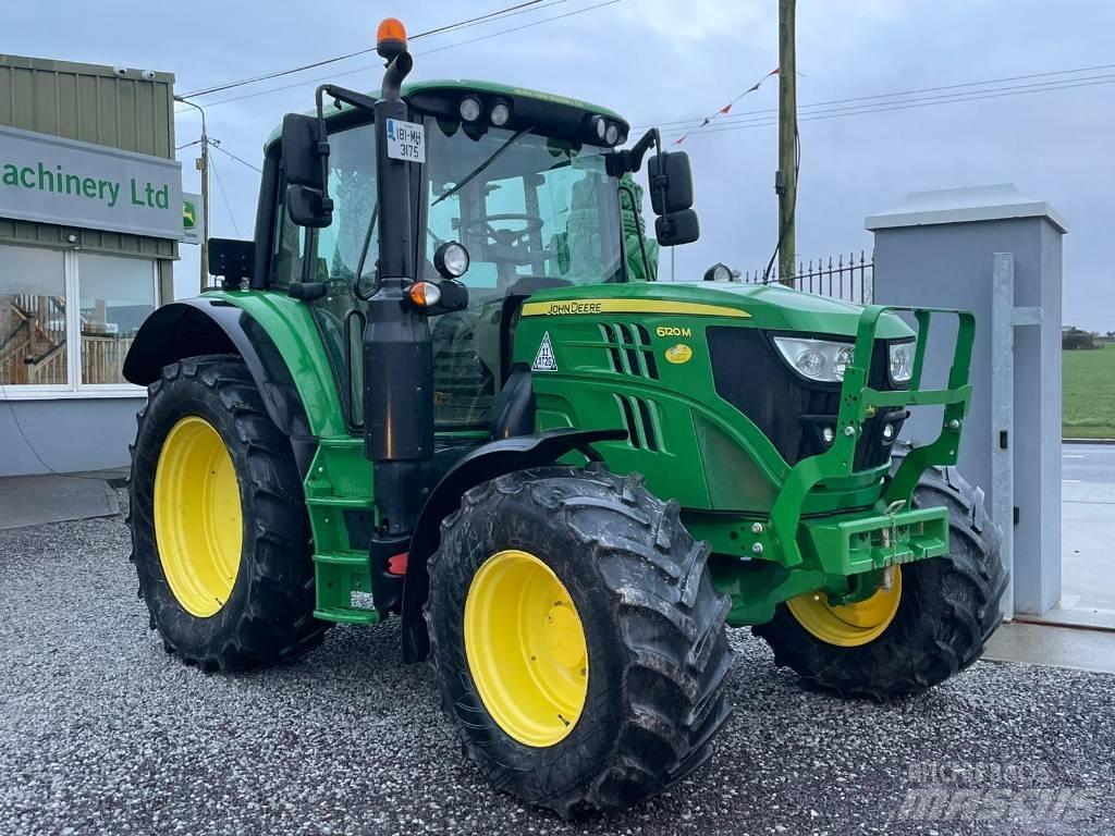 John Deere 6120 M الجرارات