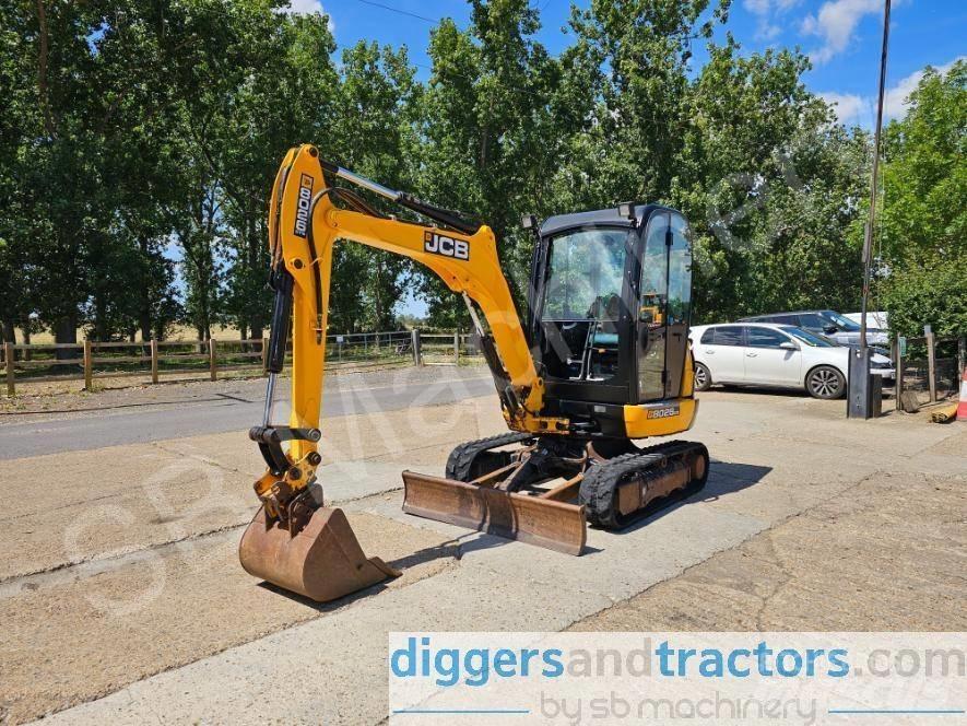 JCB 8026 CTS حفارات صغيرة أقل من 7 طن (حفارات صغيرة)