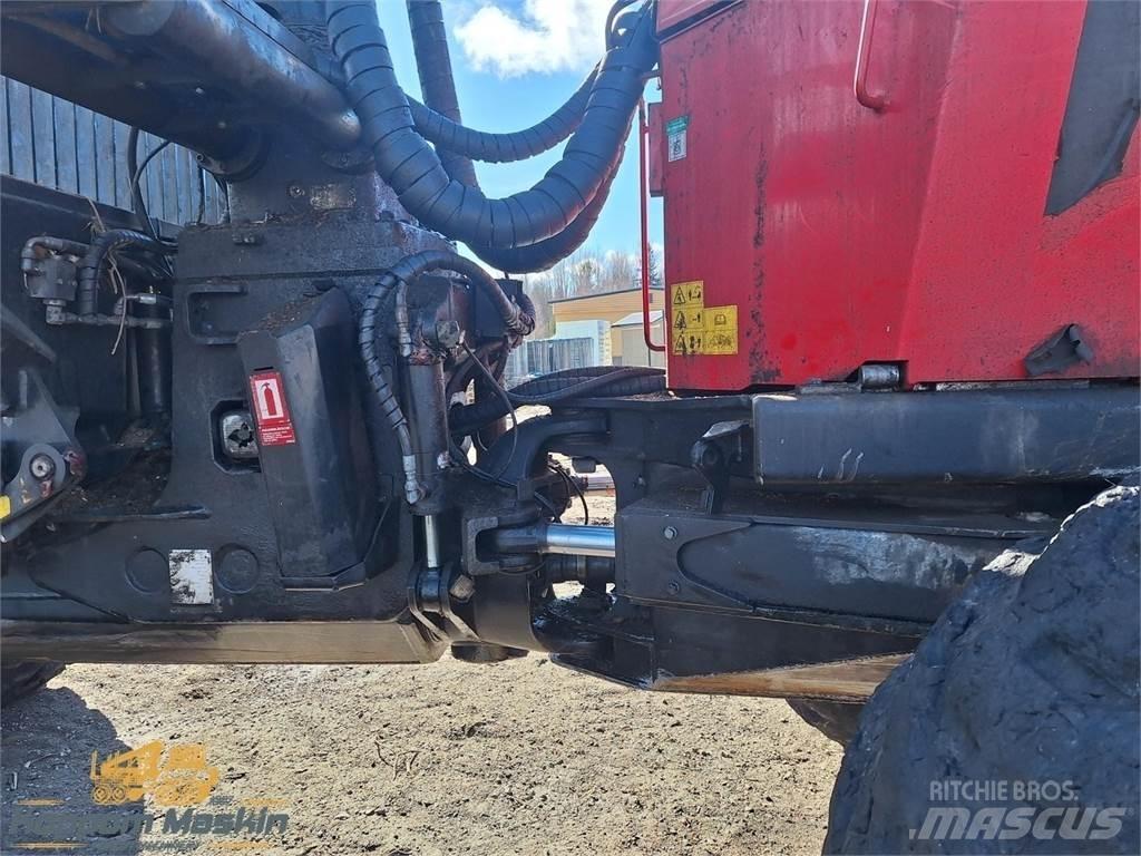 Komatsu 895 حصادات
