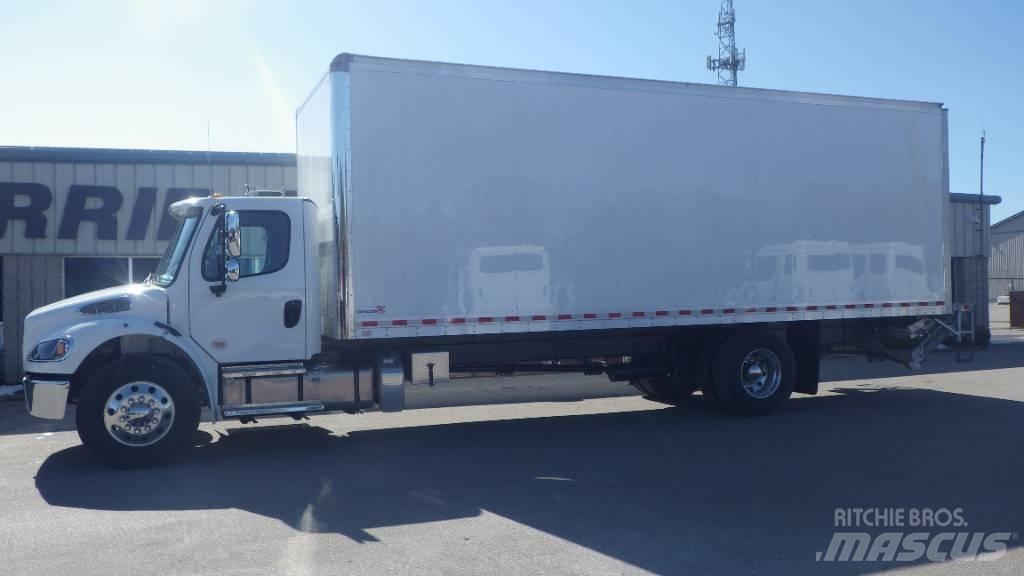 Freightliner M2 106 شاحنات ذات هيكل صندوقي