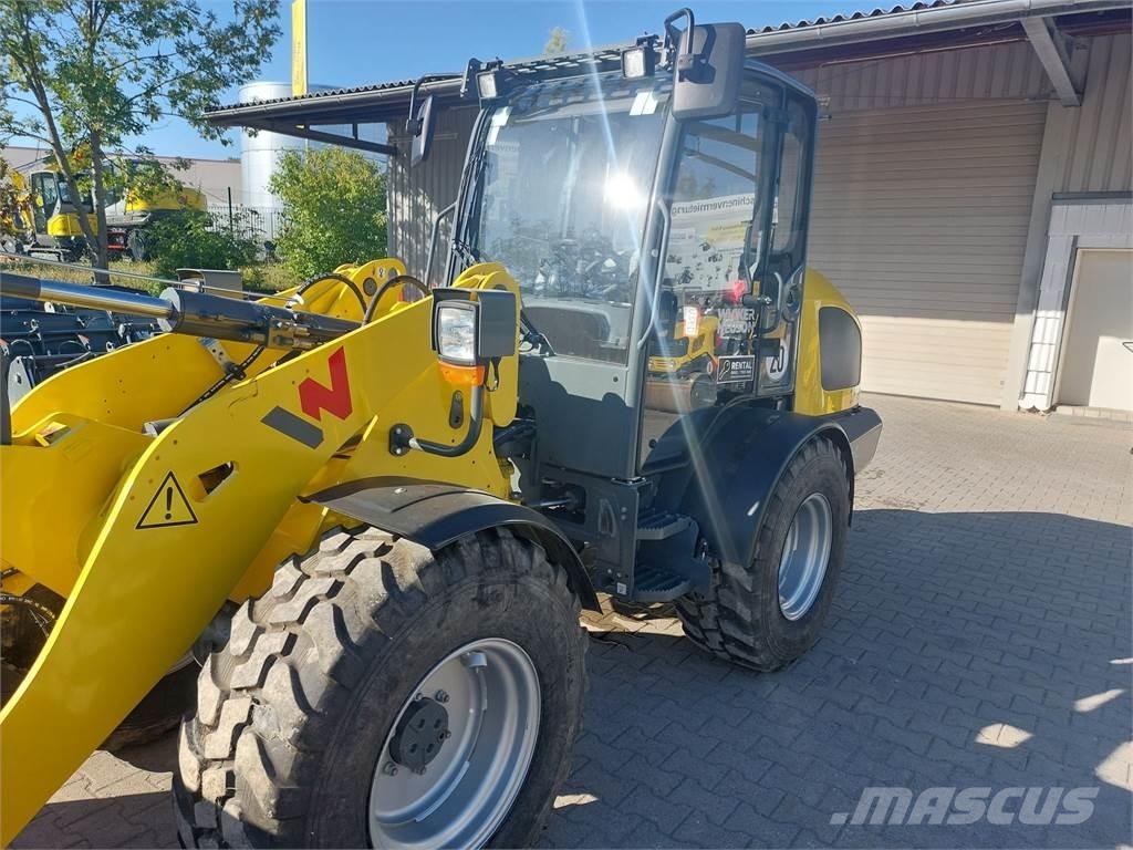 Wacker Neuson WL44 لوادر بعجل
