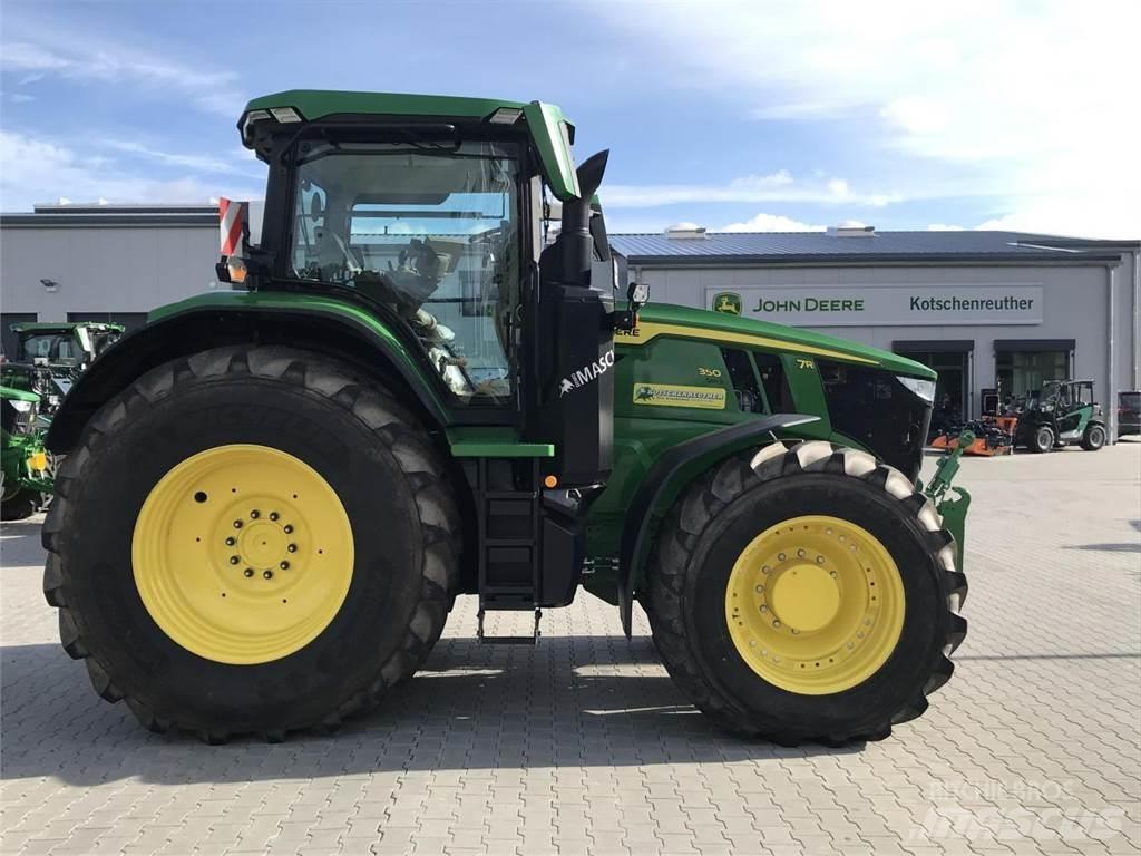 John Deere 7R 350 الجرارات