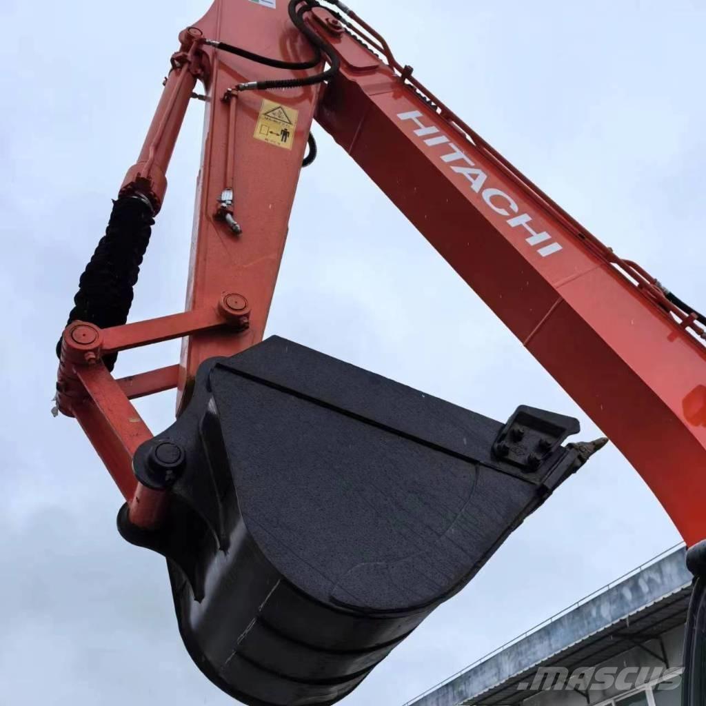 Hitachi ZX 120-3 حفارات زحافة