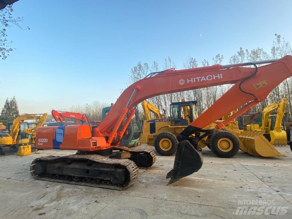 Hitachi EX 200-2 حفارات زحافة