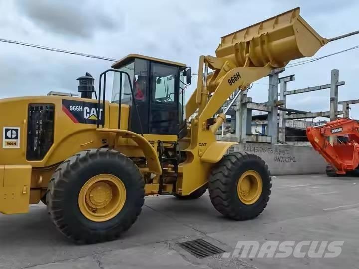 CAT 966H لوادر بعجل