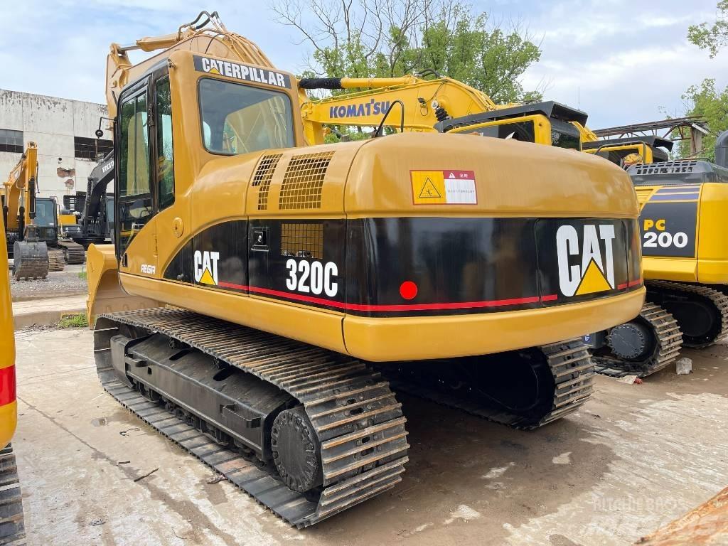 CAT 320 C L حفارات زحافة