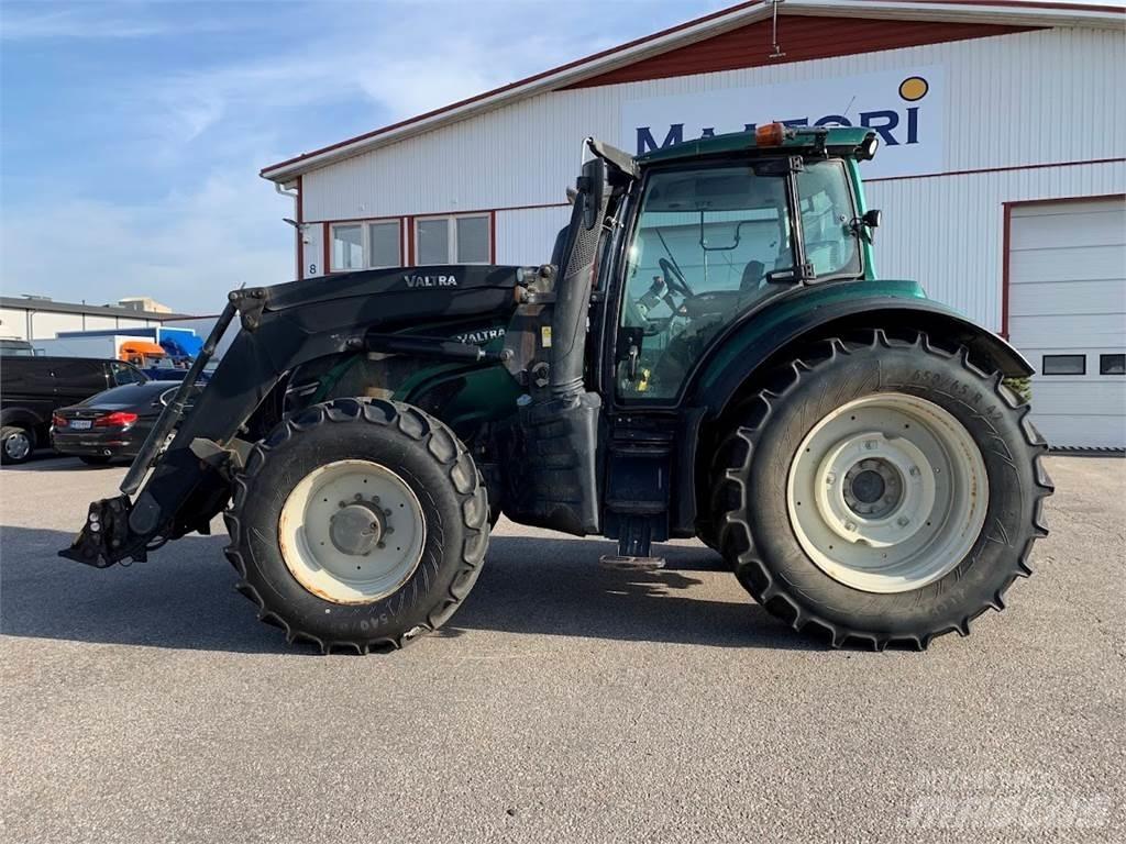 Valtra T234 Direct الجرارات