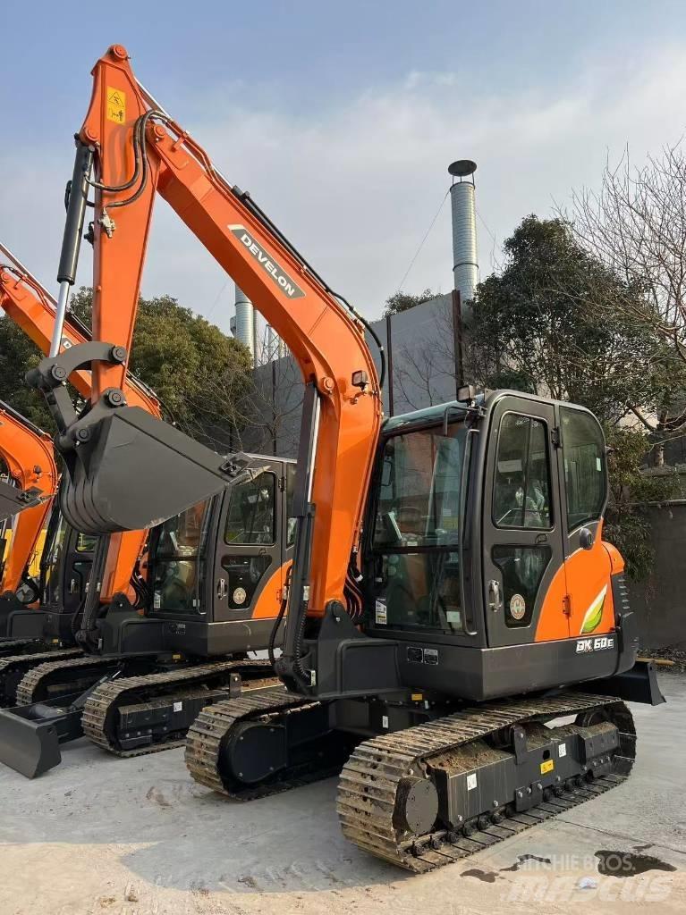 Develon DX 60 E-10 N حفارات صغيرة أقل من 7 طن (حفارات صغيرة)