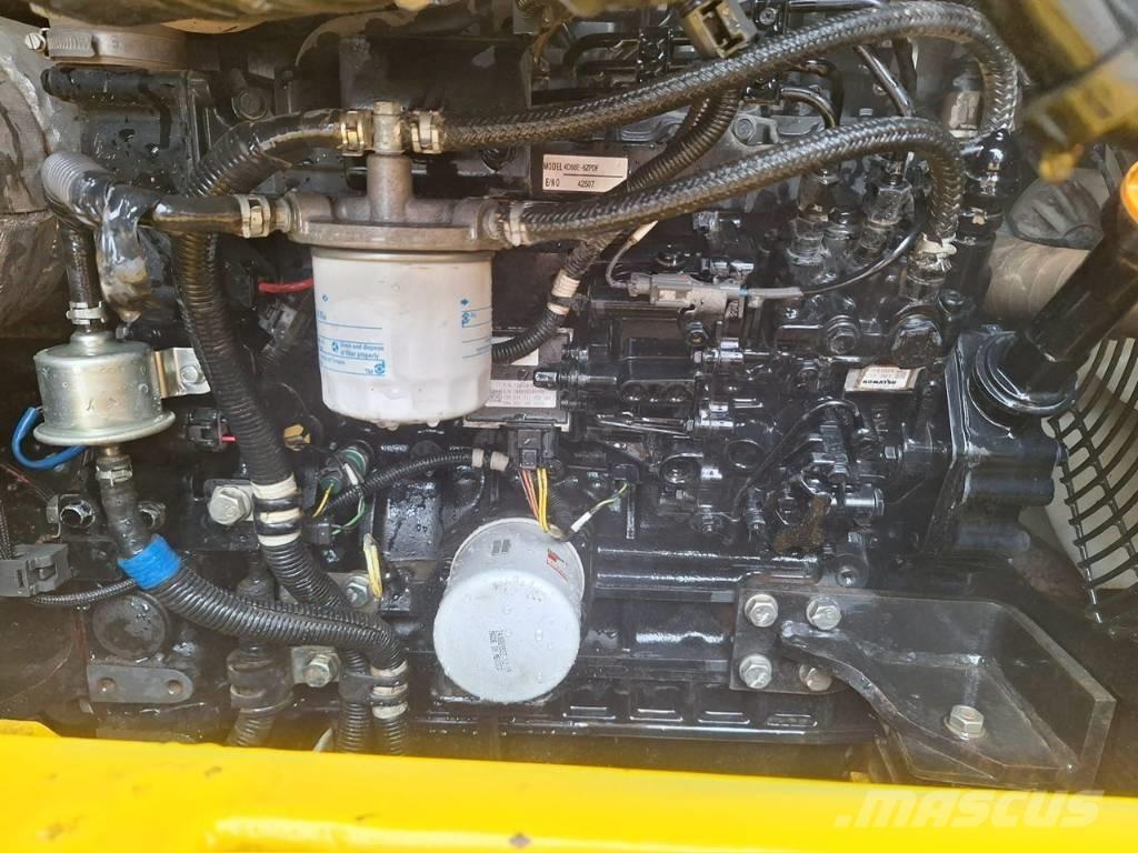 Komatsu PC 55 MR-5 حفارات صغيرة أقل من 7 طن (حفارات صغيرة)