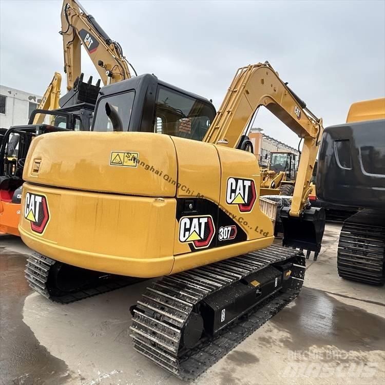 CAT 307D حفارات زحافة