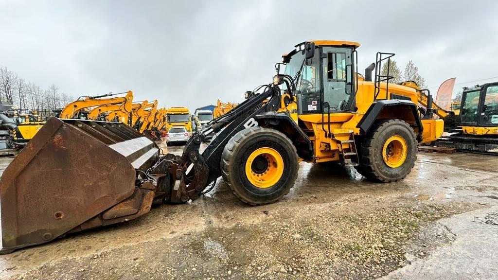 JCB 457 HT لوادر بعجل