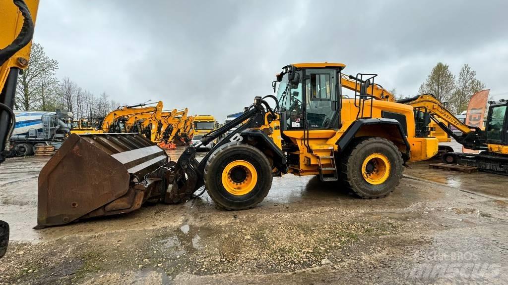 JCB 457 HT لوادر بعجل