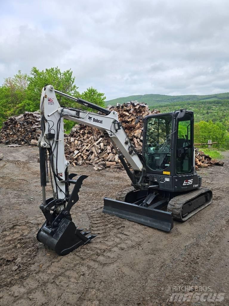 Bobcat E 35 حفارات صغيرة أقل من 7 طن (حفارات صغيرة)
