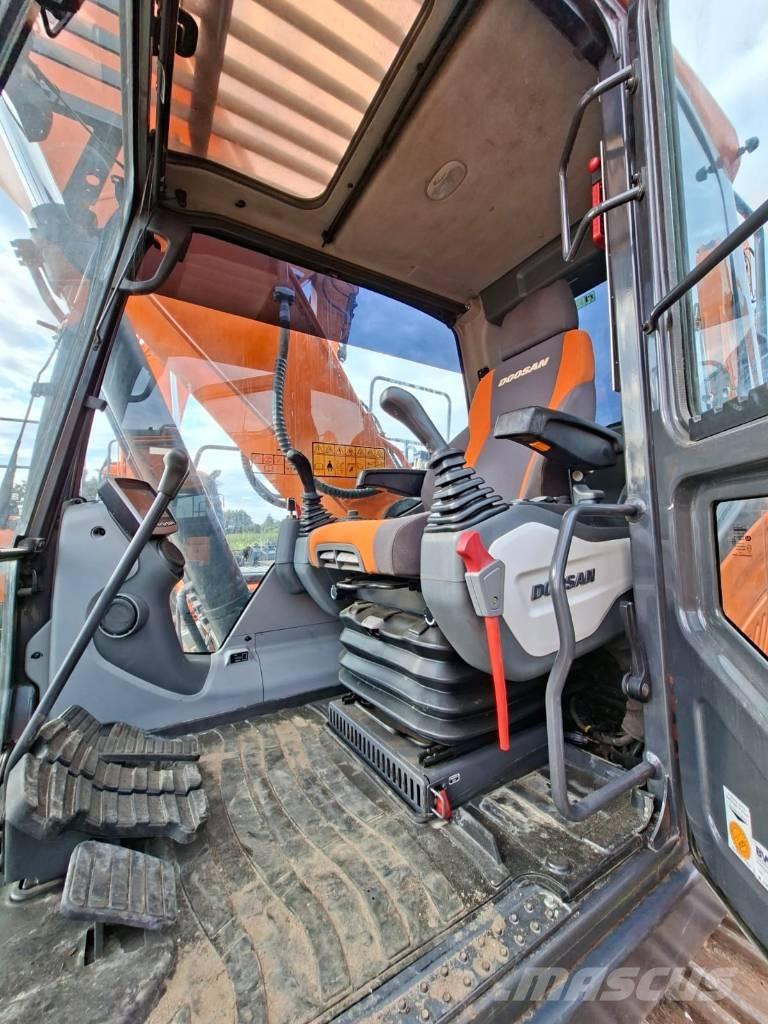 Doosan DX255LC-5 حفارات زحافة