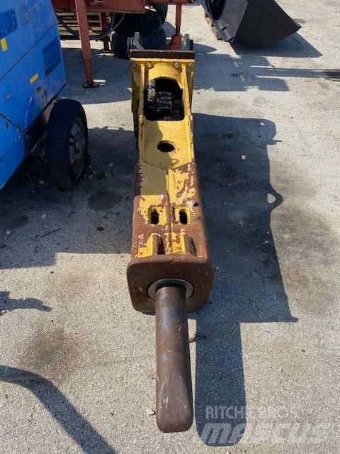 Tecna HF 280 ماكينات حفر خنادق