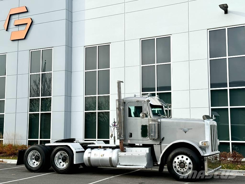 Peterbilt 388 وحدات الجر