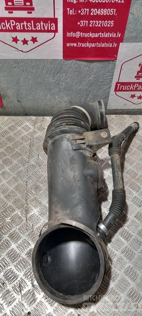 Scania G 400    1727877 كابينة والداخلية