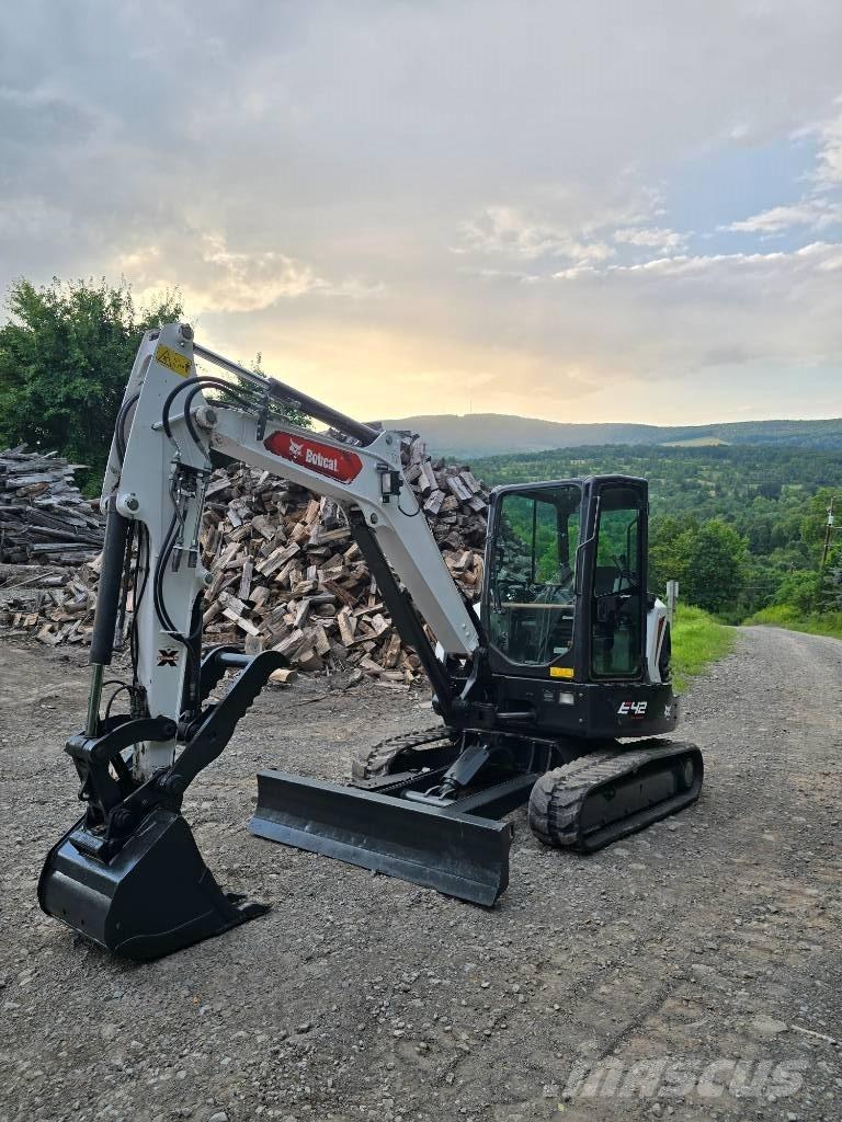 Bobcat E 42 حفارات صغيرة أقل من 7 طن (حفارات صغيرة)